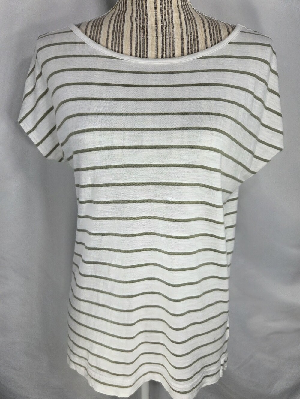Chaps Denim White & Green Striped Cap Sleeve Scoop Back  Top Size Medium